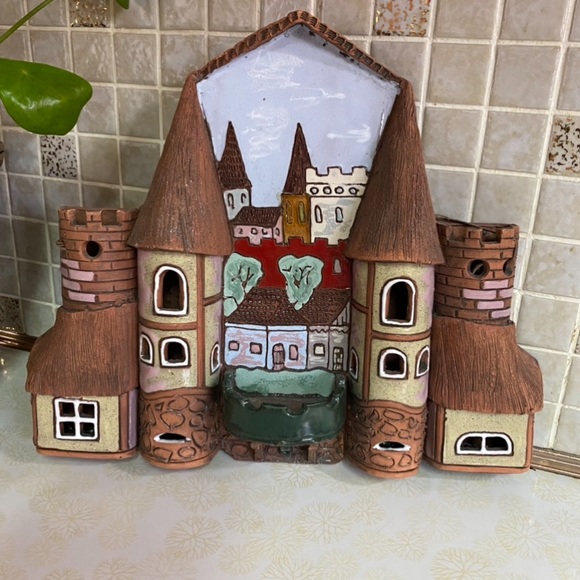 Vintage Pottery wall hanging fairy tale castle scene handmade in Lithuania - Picture 2 of 8